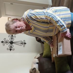 Meet your Posher, Marilynn